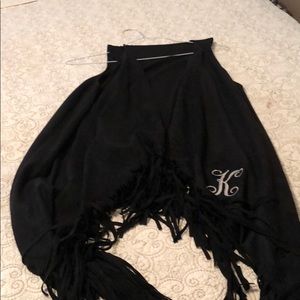 Fringe bottomed vest